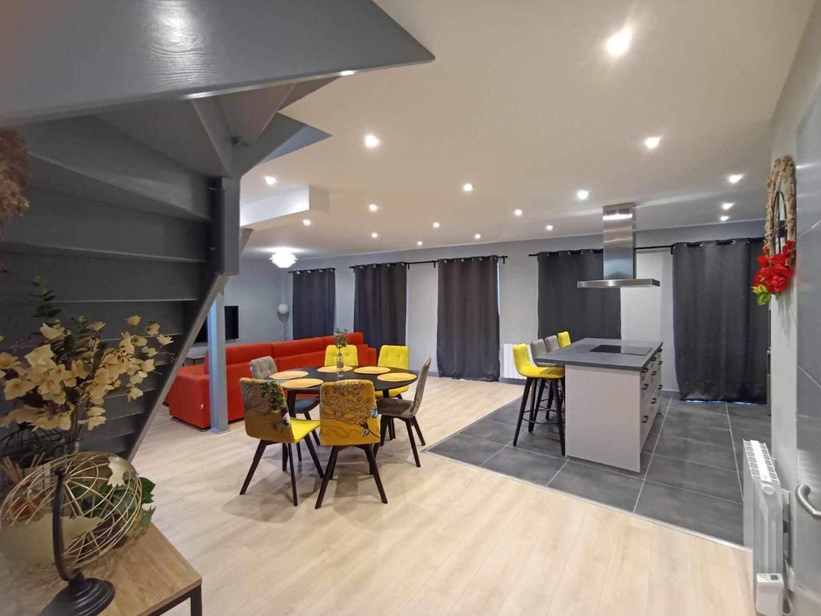 Appartamento Le Palais Duplex Autun Esterno foto